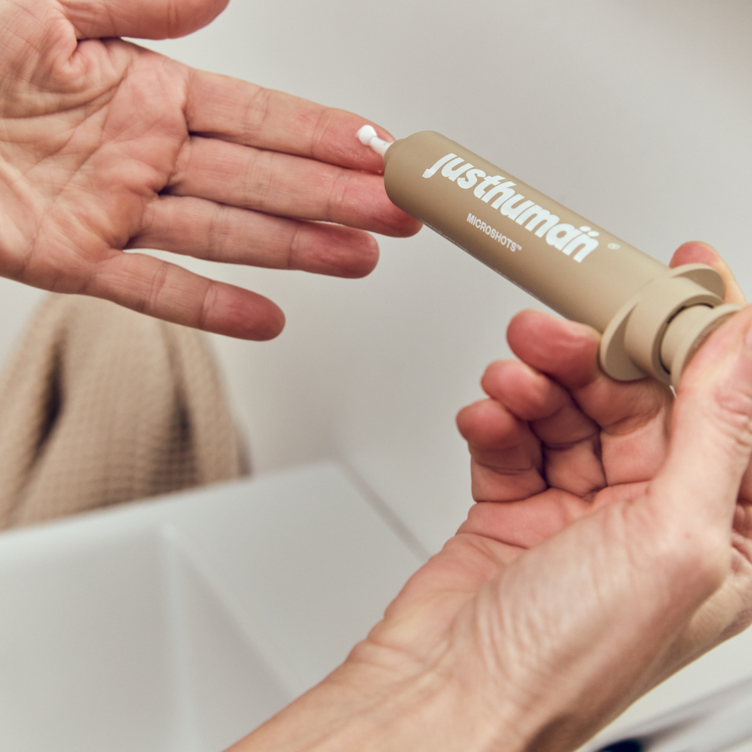 use Microshots™ AgeDefying Peptide⁶ Cream