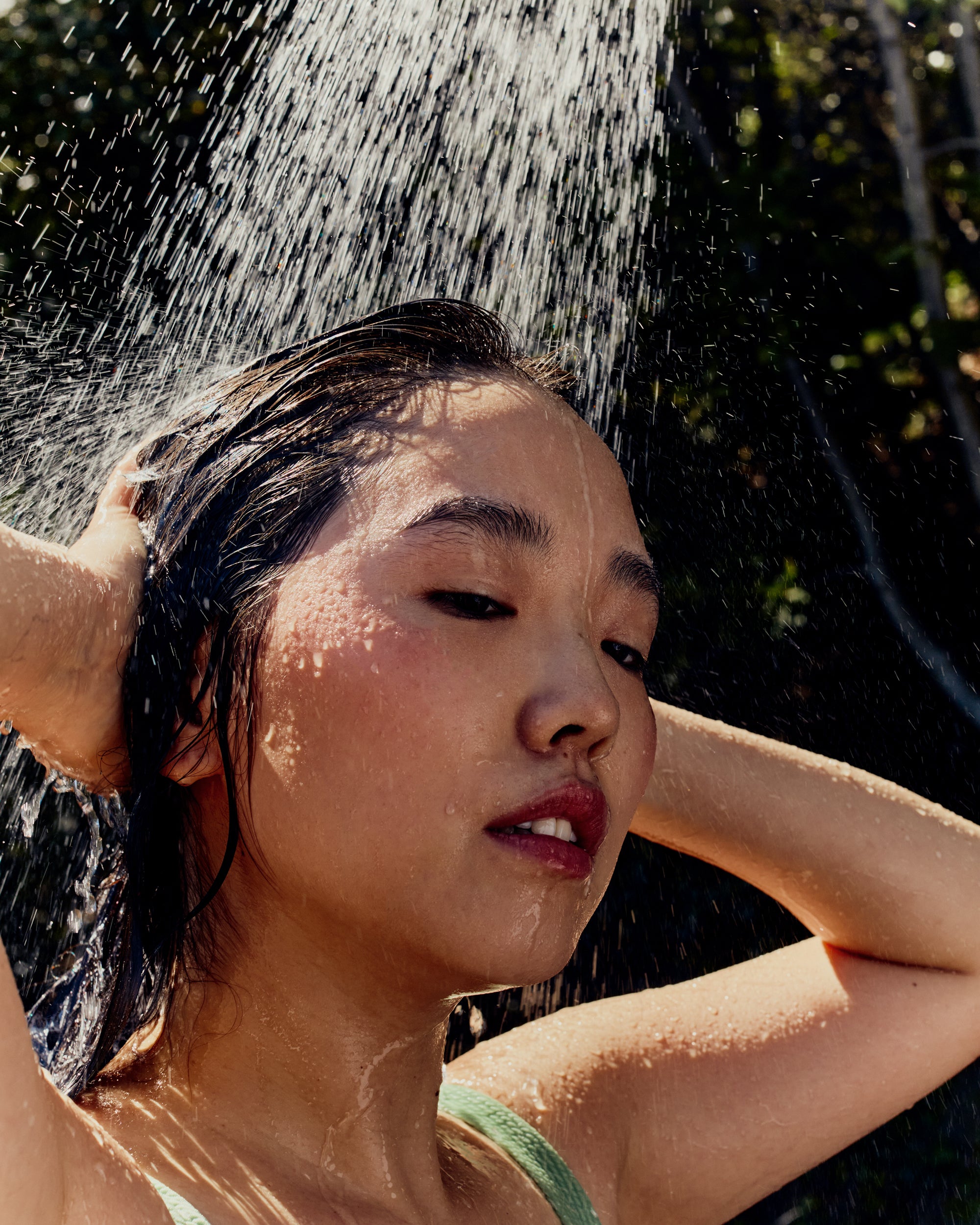 hair washing with justhuman shampoo